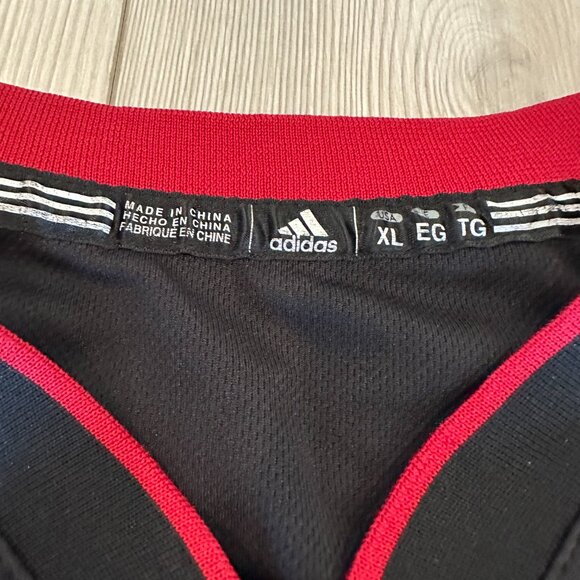 Lebron James Miami Heat NBA Jersey Youth Size XL Adidas Black/Red #6 - Picture 4 of 4